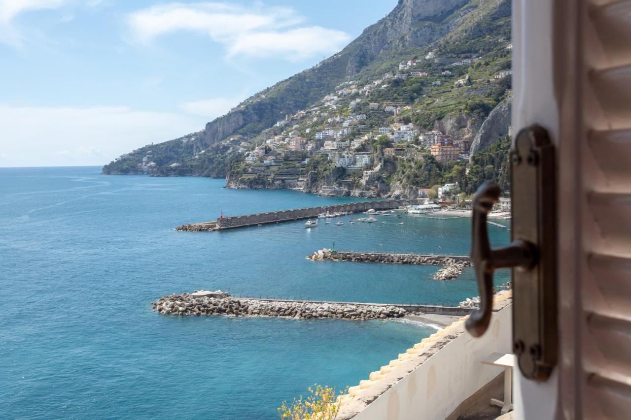 Donna Giulia Bed & Breakfast Amalfi Exterior photo