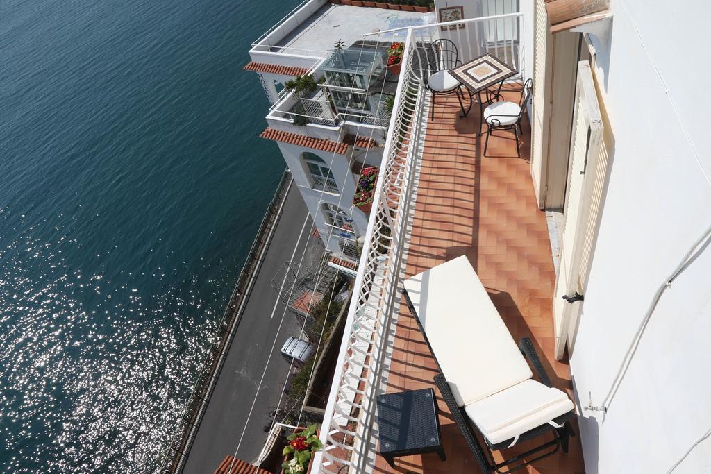 Donna Giulia Bed & Breakfast Amalfi Exterior photo